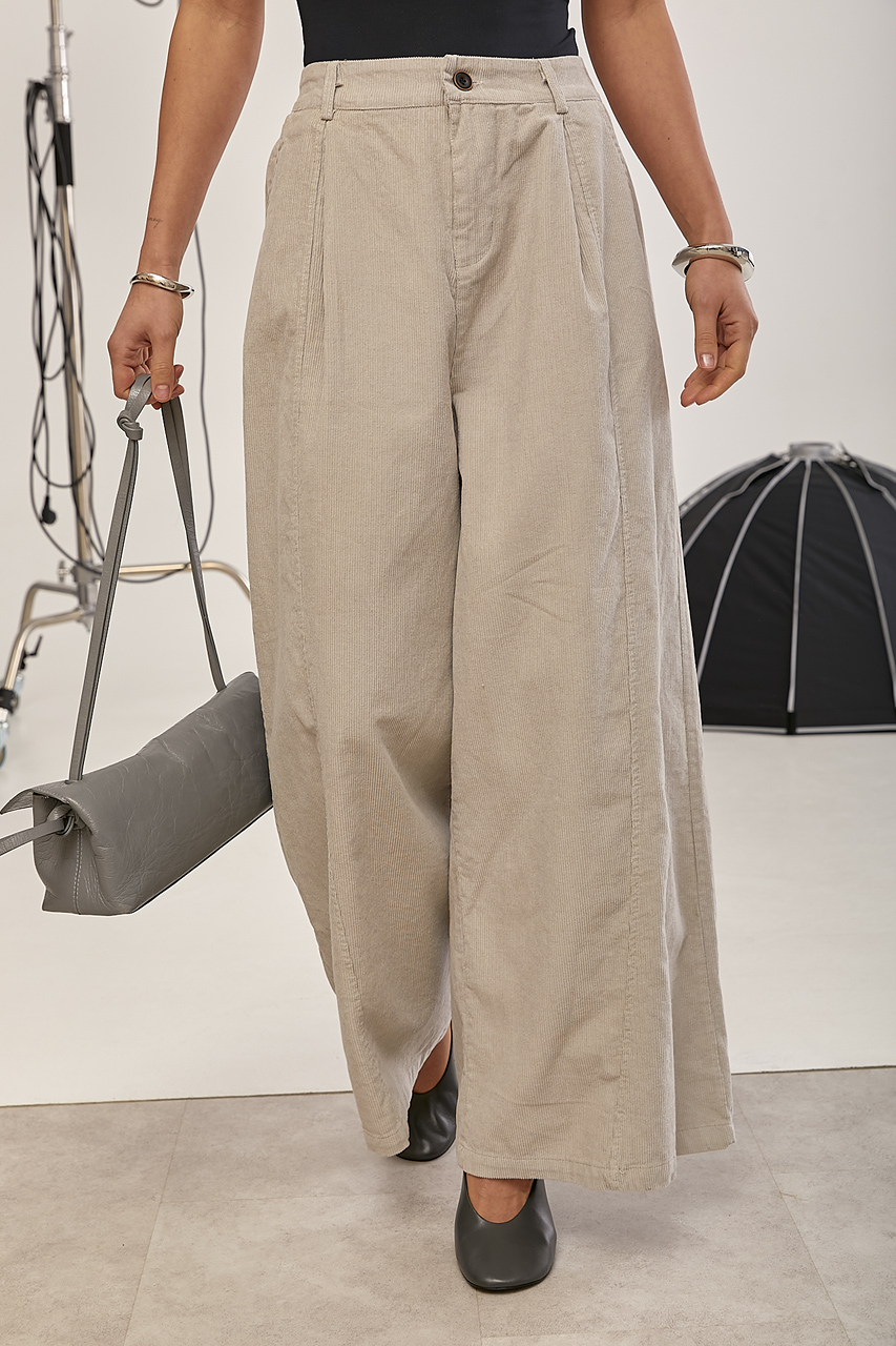 Вельветові короткі широкі штани  LX-10737111