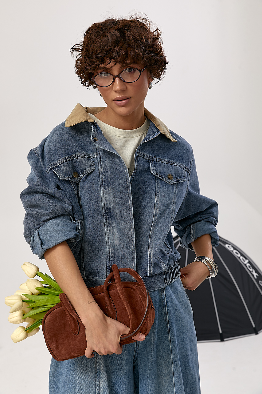 Коротка джинсова куртка з комірцем  LX-10738640