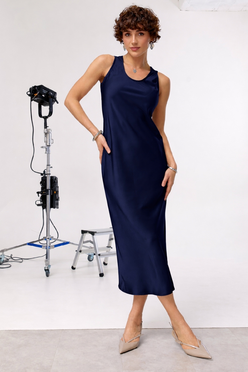 Однотонна сатинова довга сукня  LX-10741802