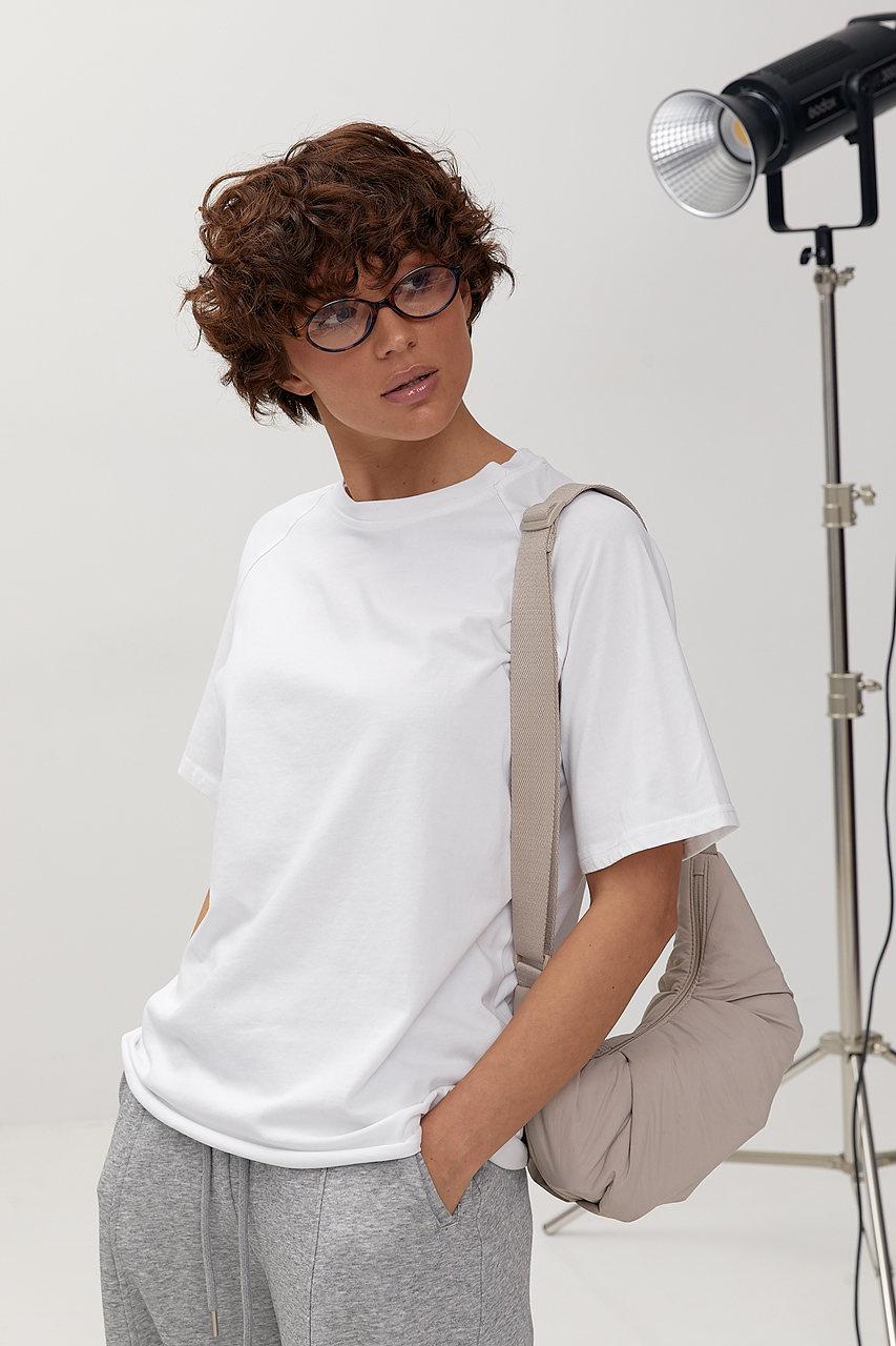 Однотонна футболка з необробленим низом  LX-10742201