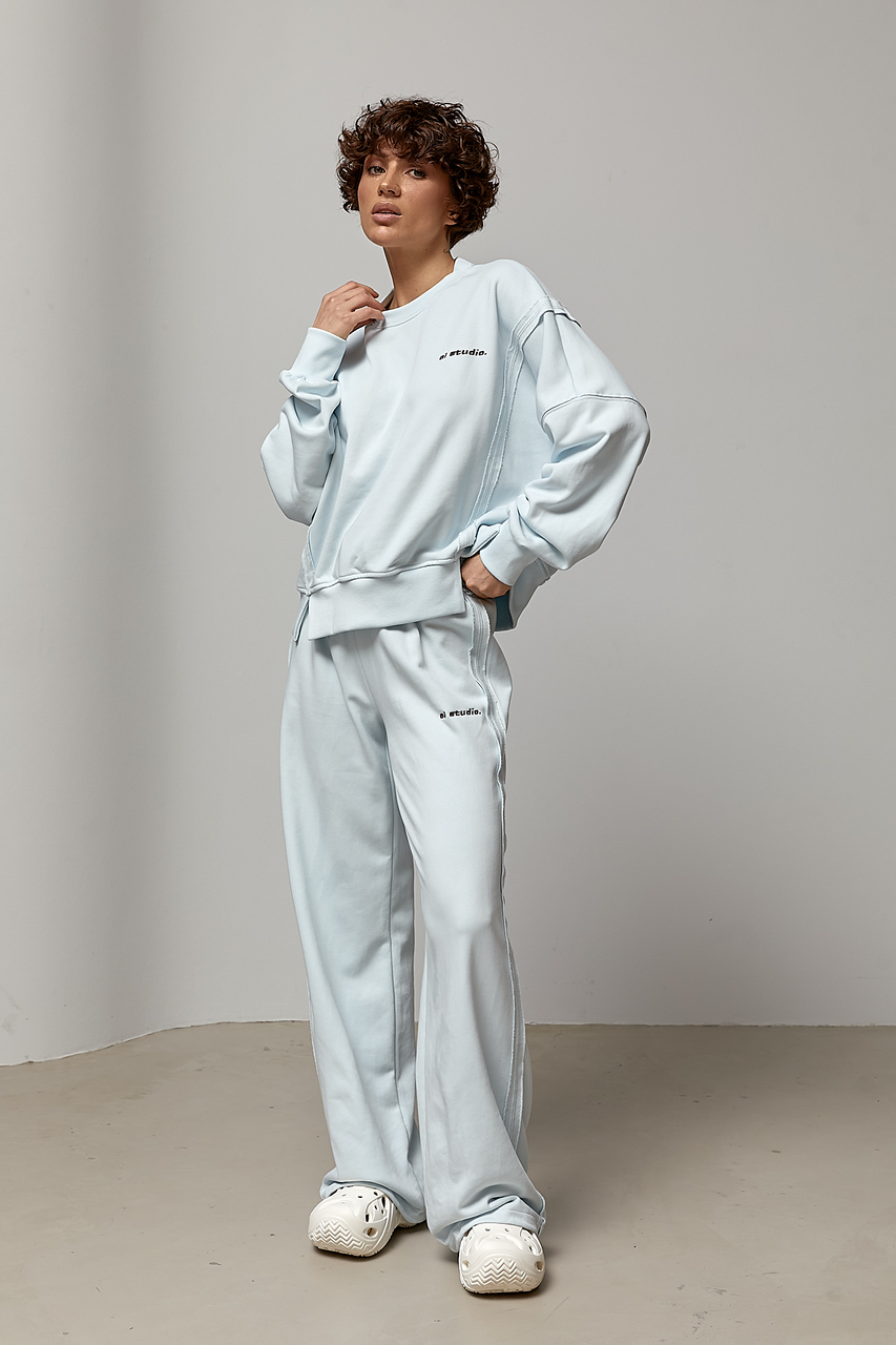 Вільний спортивний костюм з рваними елементами LX-10743112 Вільний спортивний костюм з рваними елементами LX-10743112