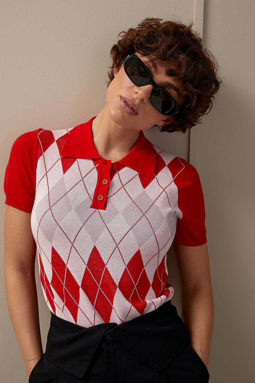 В'язана футболка-поло з ромбами LX-10744221 В'язана футболка-поло з ромбами LX-10744221