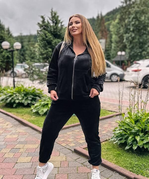 Спортивный костюм женский велюровый весенний Кофта на молнии с капюшоном и карманами + Штаны с карманами