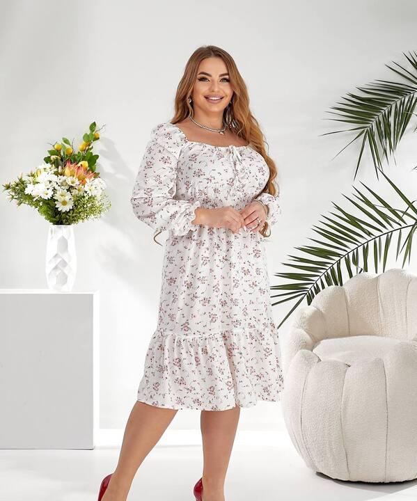 Платье трапеция из софта с длинными рукавами и воланом по подолу весенне-летнее