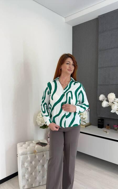 Рубашка женская из евро софта с оригинальным дизайном ткани весенне-осенняя