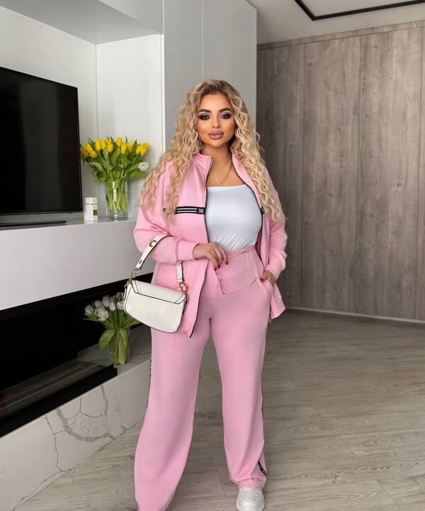 Костюм женский спортивный из двунитки с кофтой на молнии и брюками с высокой посадкой весенний