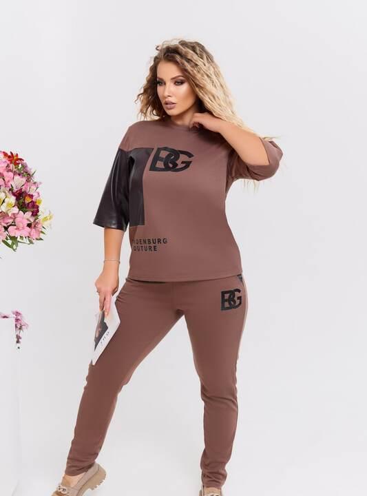 Костюм-двойка женский весенне-летний из французского трикотажа с вставками из экокожи