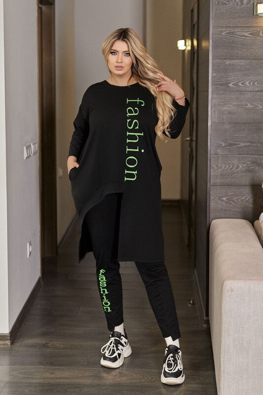 Женский костюм из двухнитки с асимметричной туникой и аппликацией "fashion" весенний