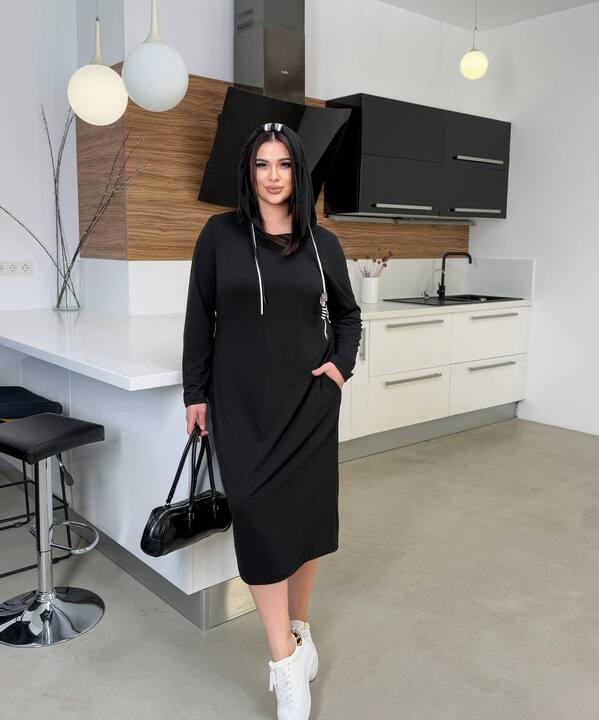 Платье-худи женское весеннее из двунитки спортивного стиля