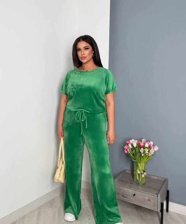 Спортивный костюм женский велюровый плюшевый с футболкой и широкими штанами с декором в виде каменных бабочек весенне-летний