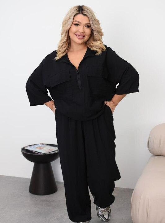 Костюм-двойка женский из льна-жатки с кофтой на молнии и свободными брюками весенне-летний