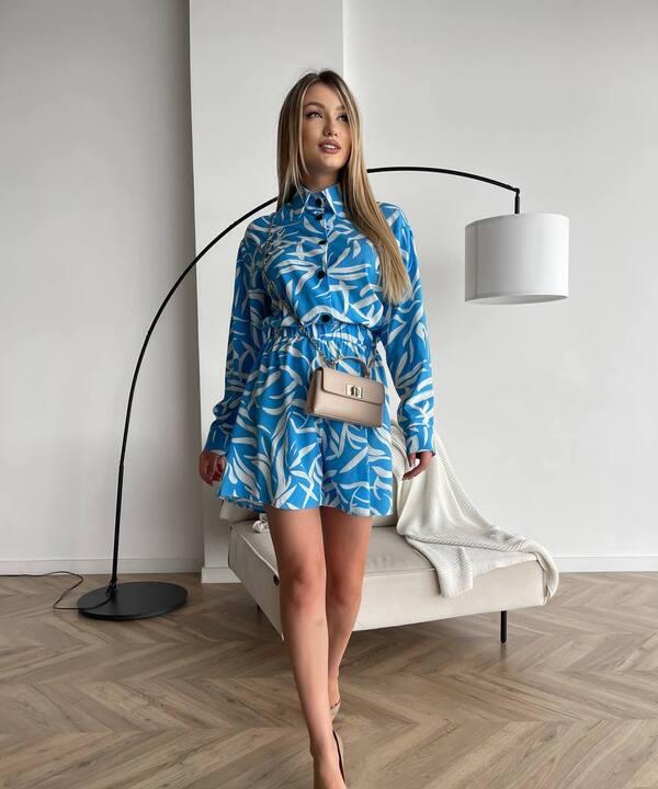 Комбинезон женский свободного кроя из шелковистого софта короткий с эластичной талией весенний летний