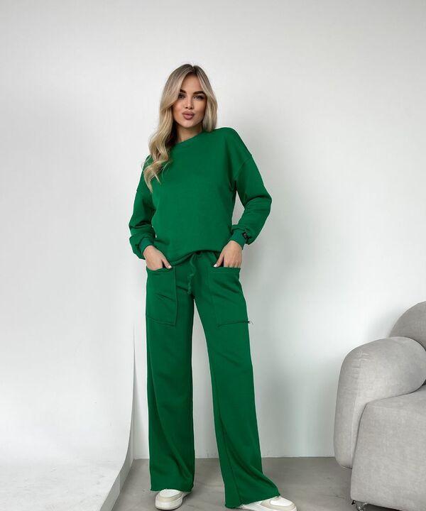 Костюм женский из турецкого футера трехнитки: свитшот свободного кроя и брюки-трубы весенний летний