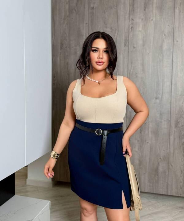 Юбка женская из креп-дайвинга с небольшим разрезом весенне-летняя