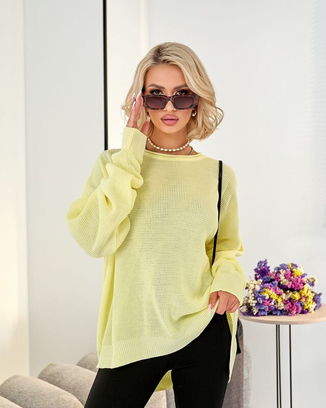 Свитер женский oversize трикотажный мягкий осенний