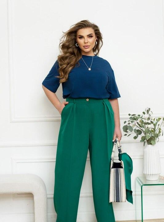 Брюки женские палаццо из костюмной ткани с высокой посадкой и защипами спереди осенние