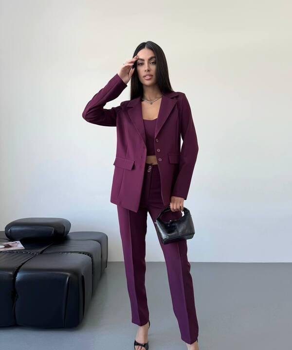 Костюм трійка