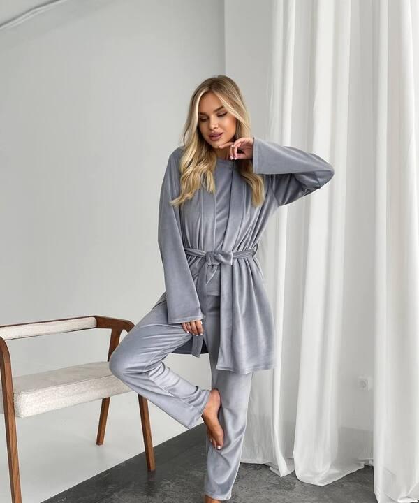 Домашний комплект-тройка женский из трикотажного велюра кофта с поясом брюки и накидка осенний