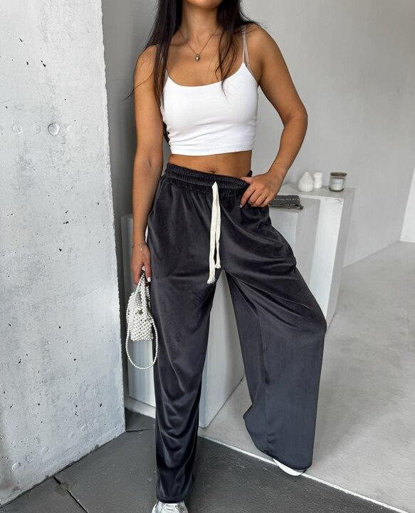 Брюки женские велюровые свободного кроя с высокой посадкой осенние