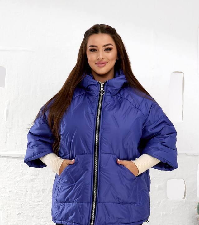 Жилет женский утепленный из плащевки Лаке с капюшоном и синтепоном осенне-зимний