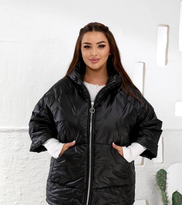 Жилет женский утепленный из плащевки Лаке с капюшоном и синтепоном 150 осенне-зимний