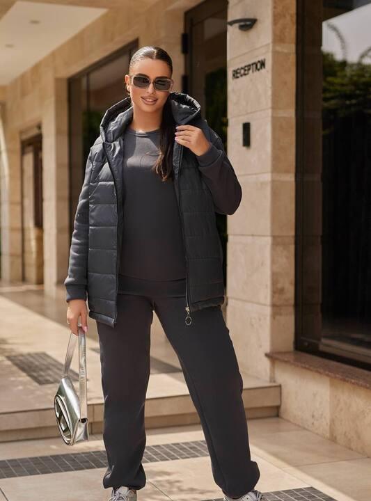 Костюм-тройка женский утеплённый трёхнитка с жилетом из плащёвки Лаке на подкладке осенне-зимний