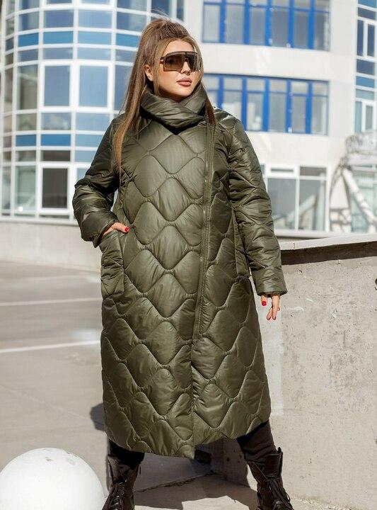 Куртка женская осенне-зимняя длинная стёганая из плащевки с утеплителем и асимметричной молнией хаки