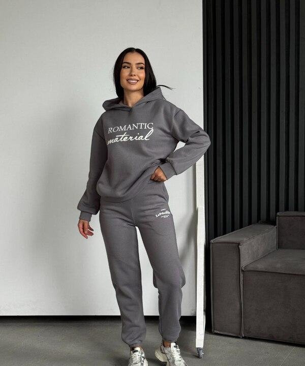 Женский спортивный костюм из трёхнитки с начёсом утеплённый худи и джоггеры осенний зимний