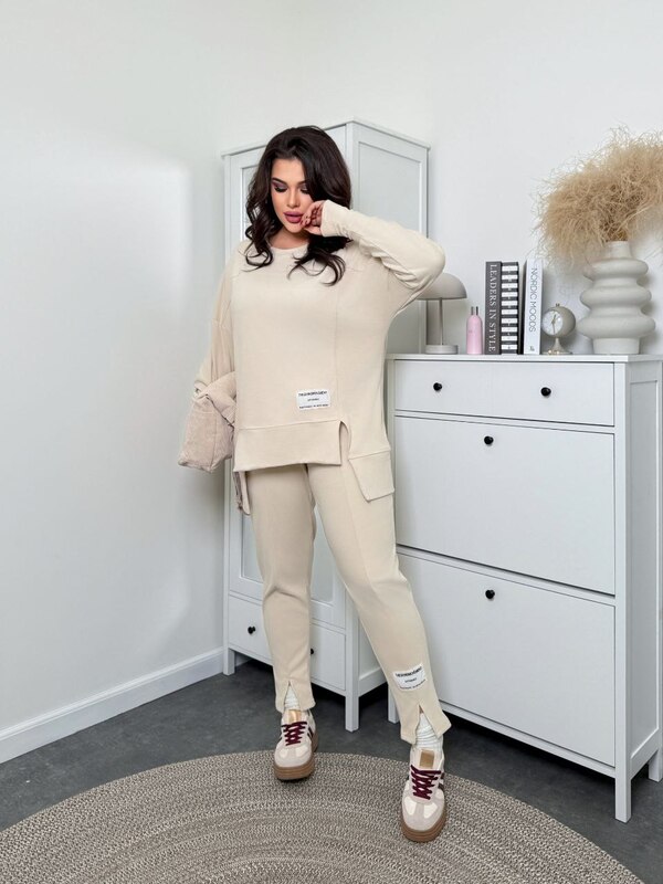 Женский спортивный костюм-двойка из мягкого микрофлиса «плюш пума» бежевый осенний зимний