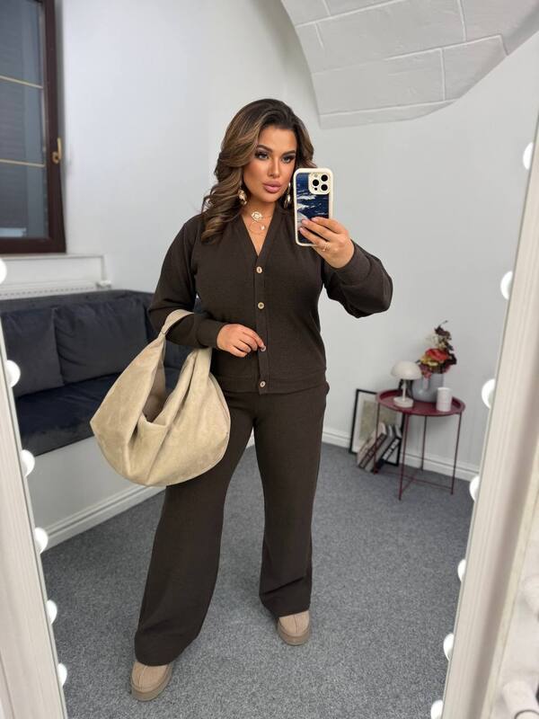 Костюм-двойка женский из ангоры рубчик: кофта на пуговицах и широкие брюки осенне-зимний