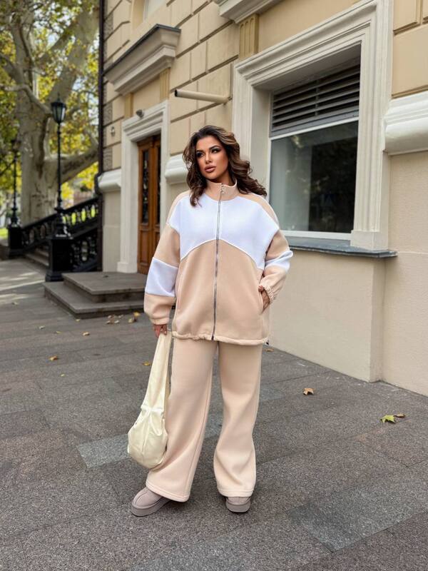 Женский спортивный костюм-двойка из трёхнитки на флисе с кофтой на молнии и широкими брюками осенний зимний