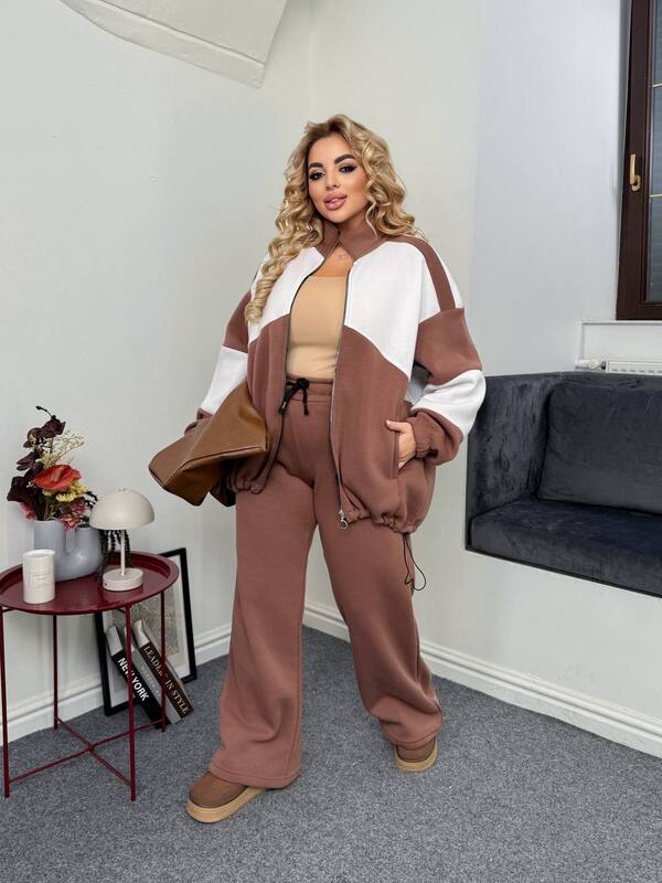 Женский спортивный костюм-двойка из трёхнитки на флисе с кофтой на молнии и широкими брюками осенний зимний