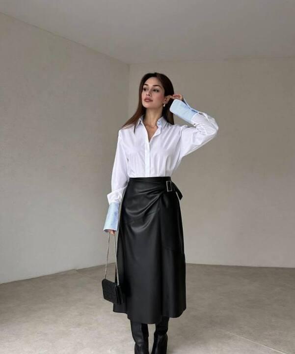Юбка женская миди из эко-кожи на запах с высокой посадкой осенне-зимняя