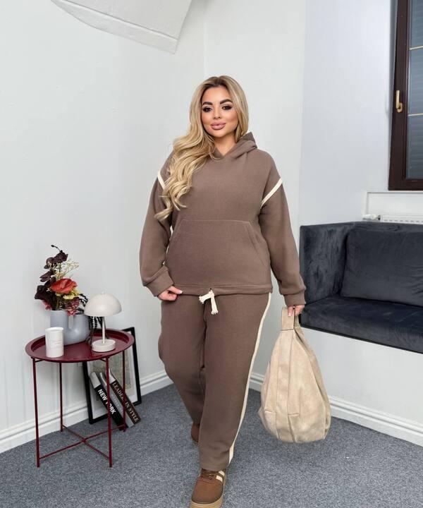 Женский спортивный костюм-двойка из мягкого тёплого флиса с контрастными вставками осенний зимний