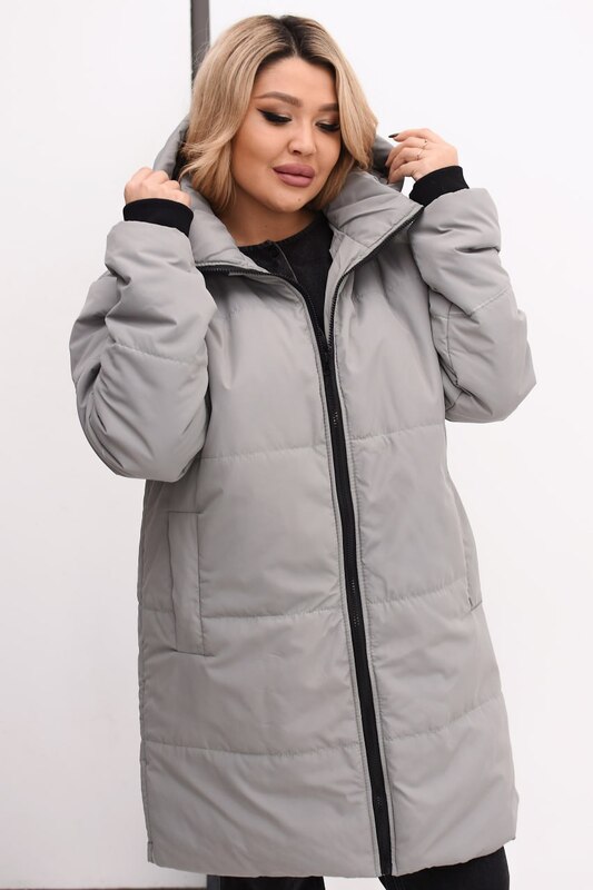 Куртка женская зимняя удлиненная из плащевки Эмми с силиконовым утеплителем 150 г и отстегивающимся капюшоном