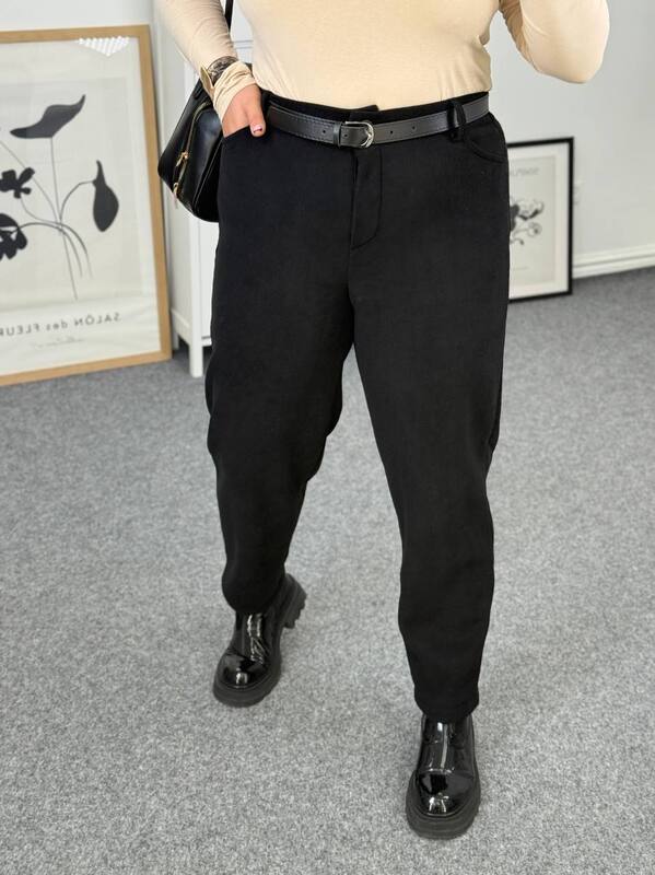 Брюки женские из вельвета на флисе с резинкой на талии и застёжкой на пуговицу осенне-зимние