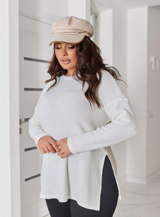 Туника женская вязаная из мягкой финской вязки с боковыми разрезами и удлинённой спинкой осенне-зимняя