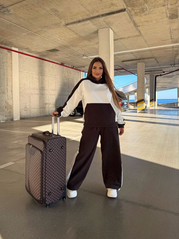 Спортивний костюм