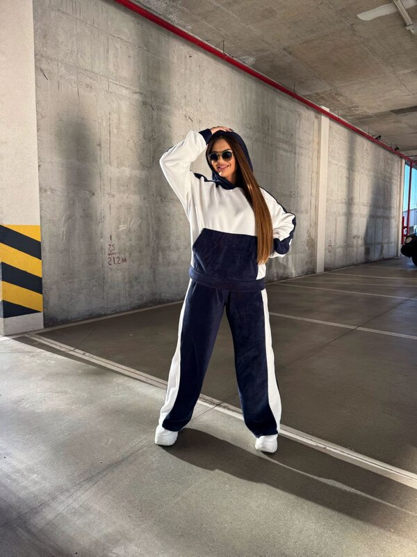 Спортивний костюм