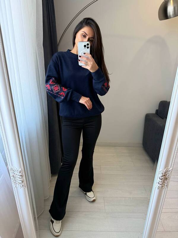 Костюм-двойка женский из двустороннего флиса Polar и дайвинга на флисе с вышивкой осенне-зимний