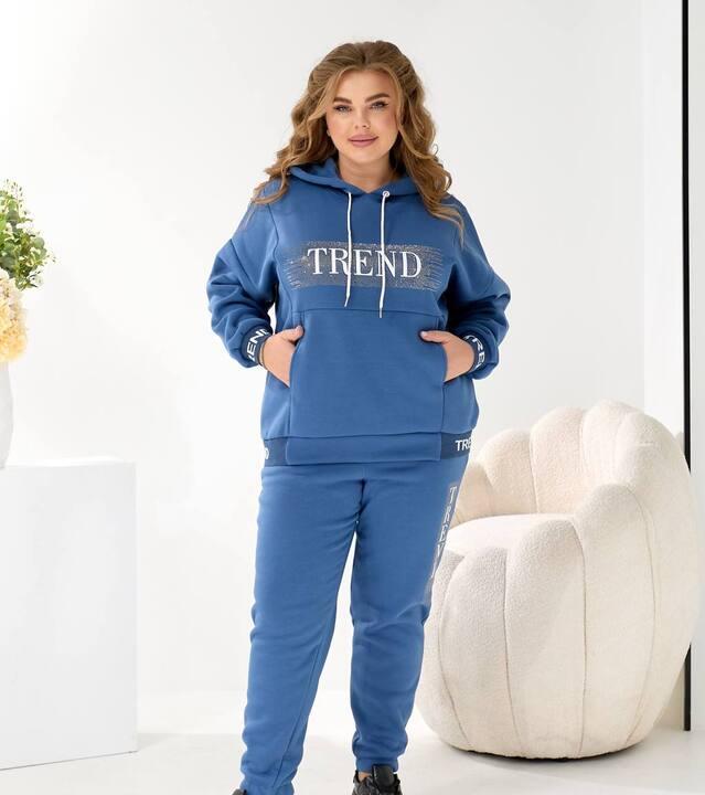 Спортивный костюм женский трехнитка на флисе утепленный худи оверсайз с блестящим принтом и джоггеры осенне-зимний
