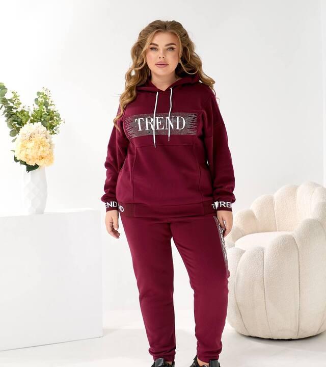 Спортивный костюм женский трехнитка на флисе утепленный худи оверсайз с блестящим принтом и джоггеры осенне-зимний