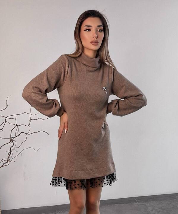 Платье женское ангоровое трикотажное с фатиновой вставкой и декоративной брошью осенне-зимнее