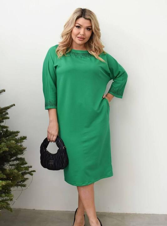 Платье женское трикотажное прямого силуэта осеннее зимнее