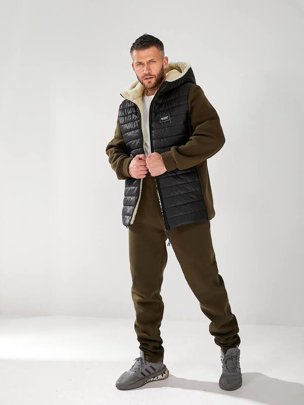 Спортивний костюм