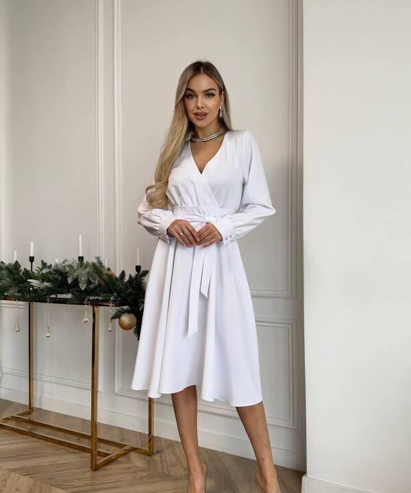 Платье женское из костюмной ткани с имитацией запаха расклешенное с поясом осенний зимний