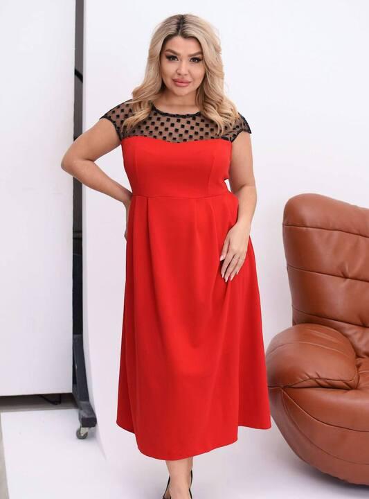 Платье-трапеция женское из креп дайвинга свободного кроя миди с кокеткой из сеточки в горох демисезонное