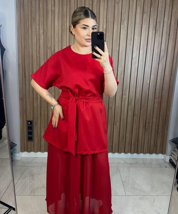 Костюм женский двойка из костюмной ткани и шифона: платье с поясом и юбка миди с лёгким прозрачным низом повседневный