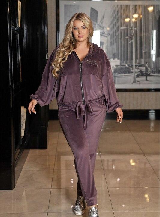 Спортивный костюм женский двойка из велюра со стразами худи на молнии с капюшоном и джоггеры с лампасами демисезонный
