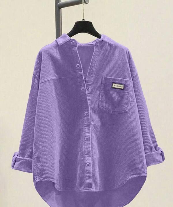 Рубашка женская из микровельвета удлиненная оверсайз на пуговицах с нагрудным карманом осенне-зимняя